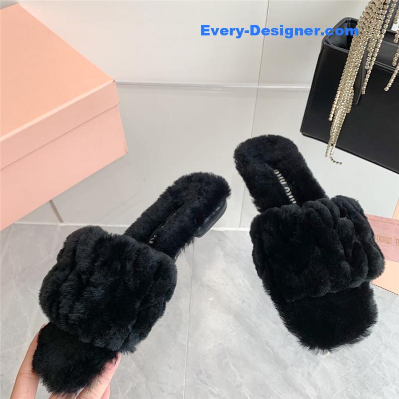 miumiu new flat wool slippers