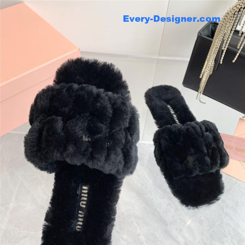 miumiu new flat wool slippers