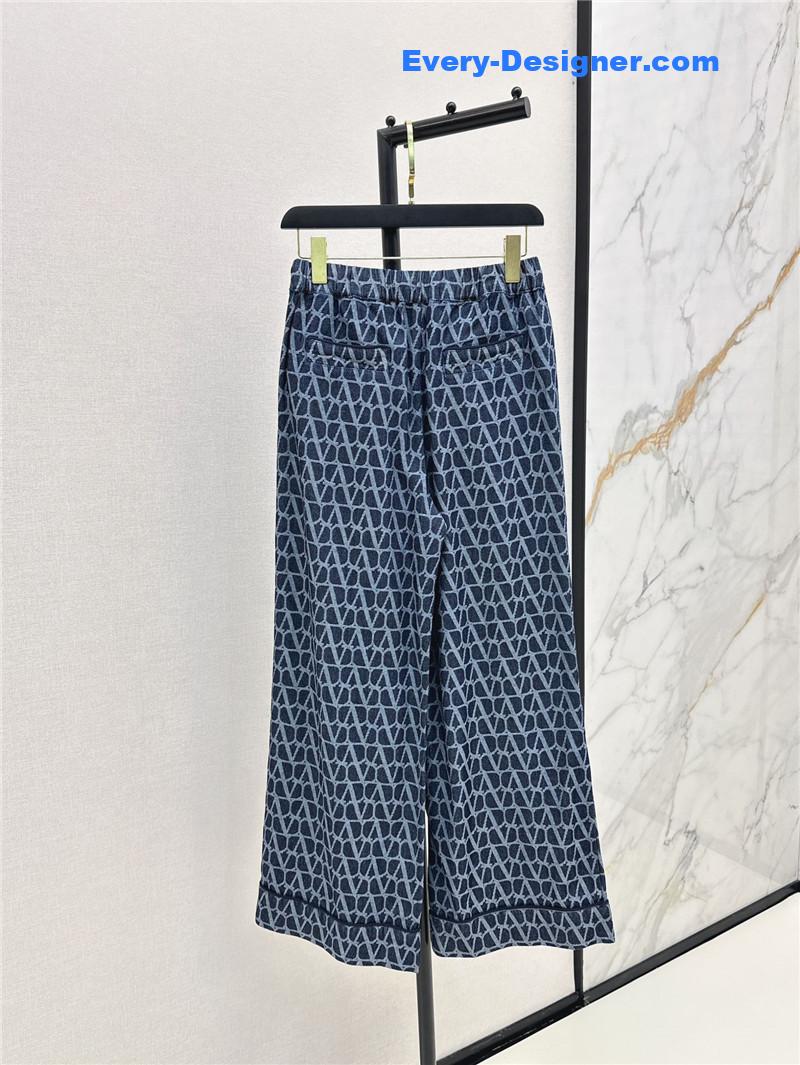 Va1e*ntin0 v jacquard denim trousers replica clothing sites