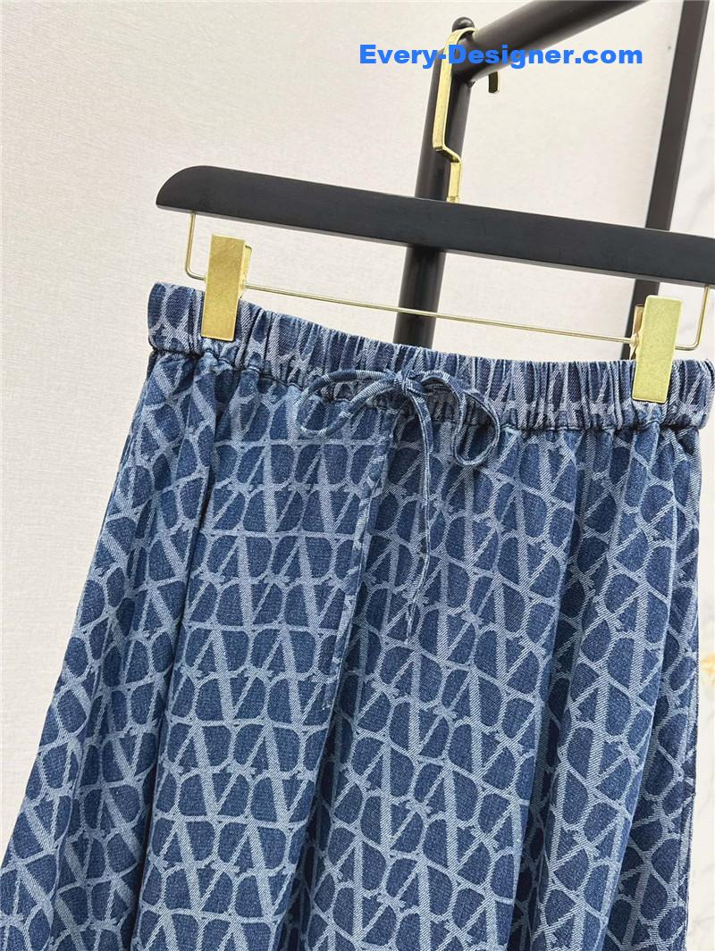 Va1e*ntin0 v jacquard denim long skirt replica d&g clothing