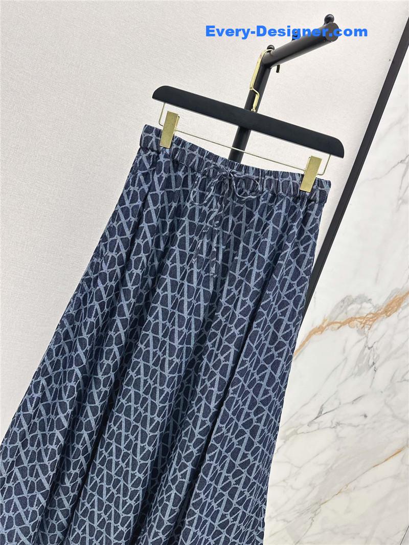 Va1e*ntin0 v jacquard denim long skirt replica d&g clothing