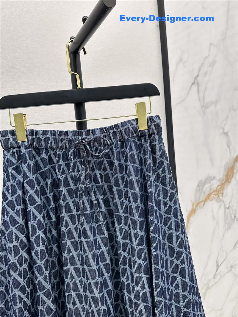 Va1e*ntin0 v jacquard denim long skirt replica d&g clothing