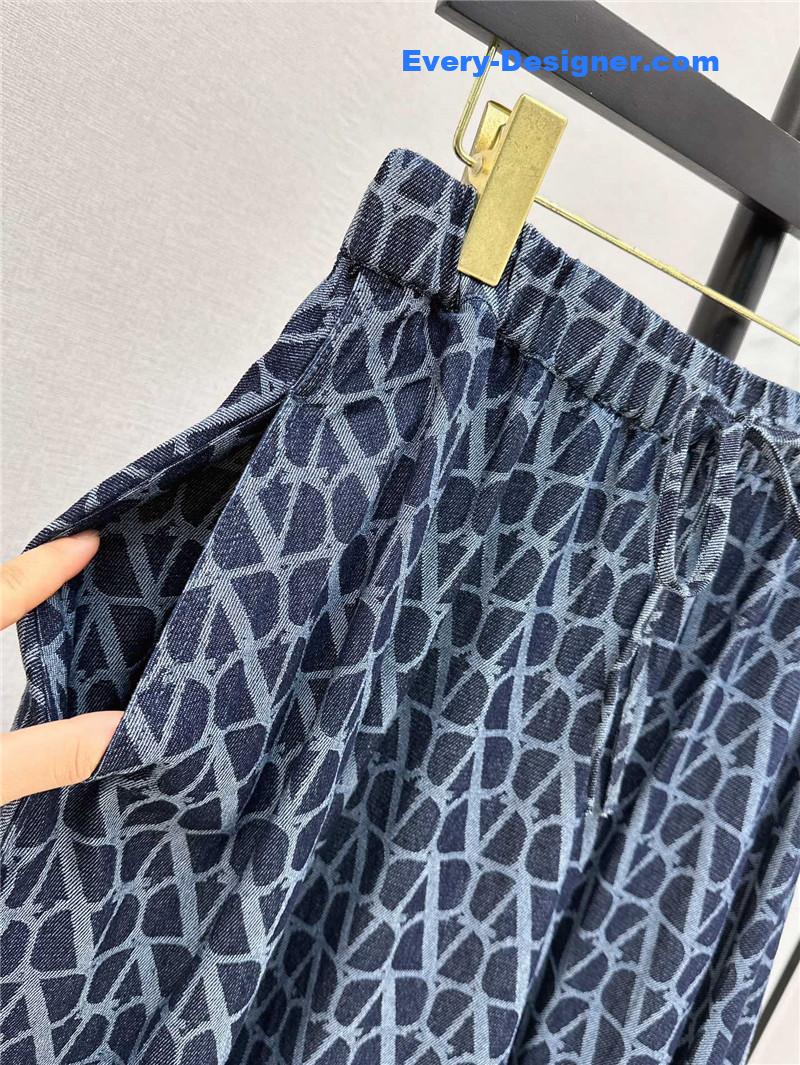 Va1e*ntin0 v jacquard denim long skirt replica d&g clothing
