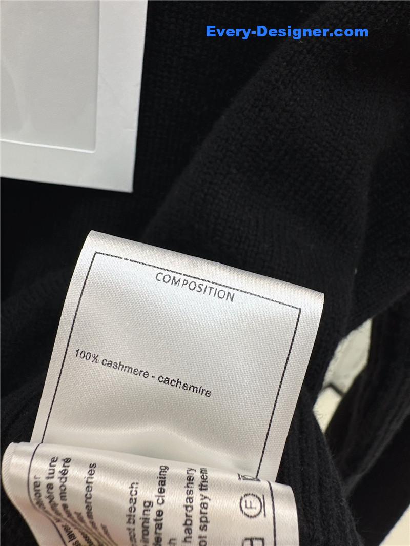 Ch**el lock shoulder sweater replica designer clothes