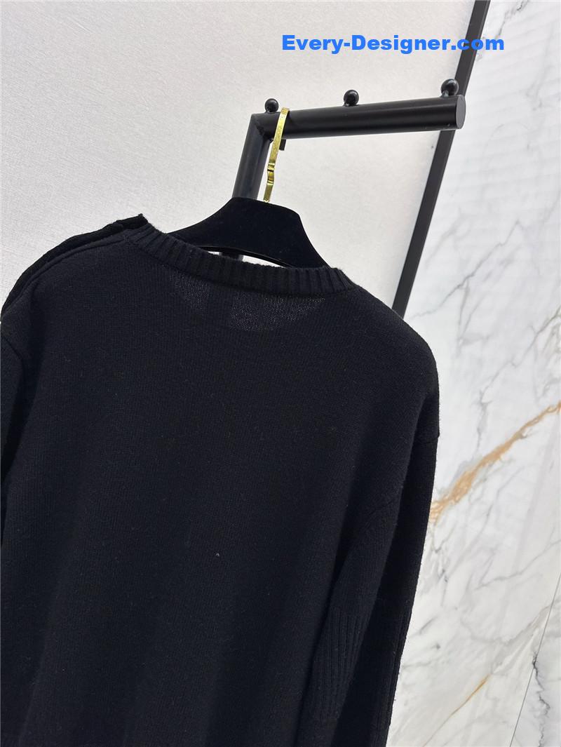 Ch**el lock shoulder sweater replica designer clothes