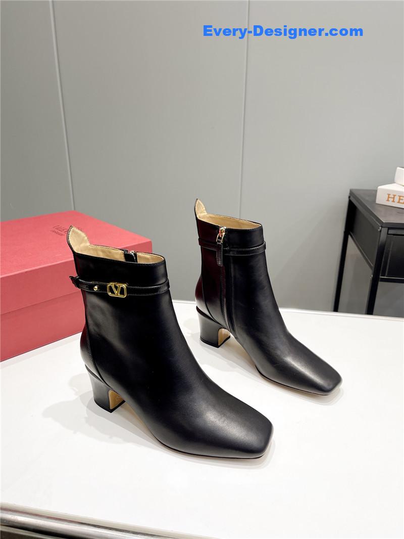 Va1e*ntin0 garavani tan-go 60mm leather boots