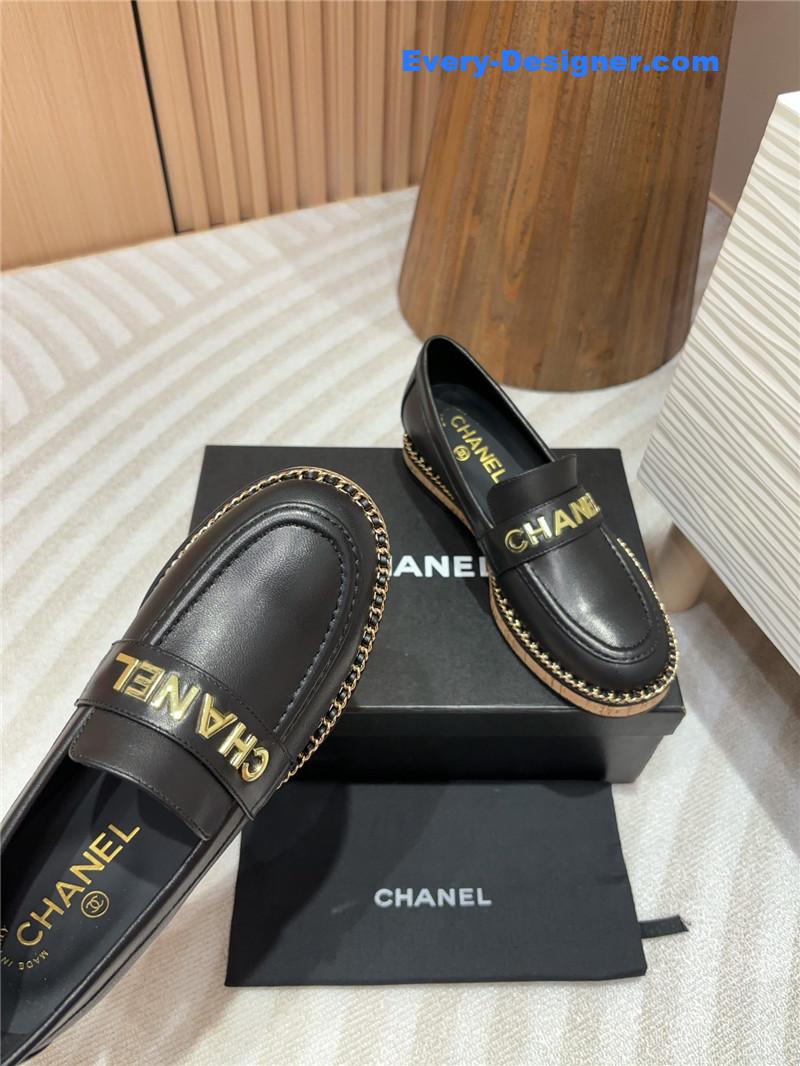 Ch**el metal letter chain trim black calfskin loafers