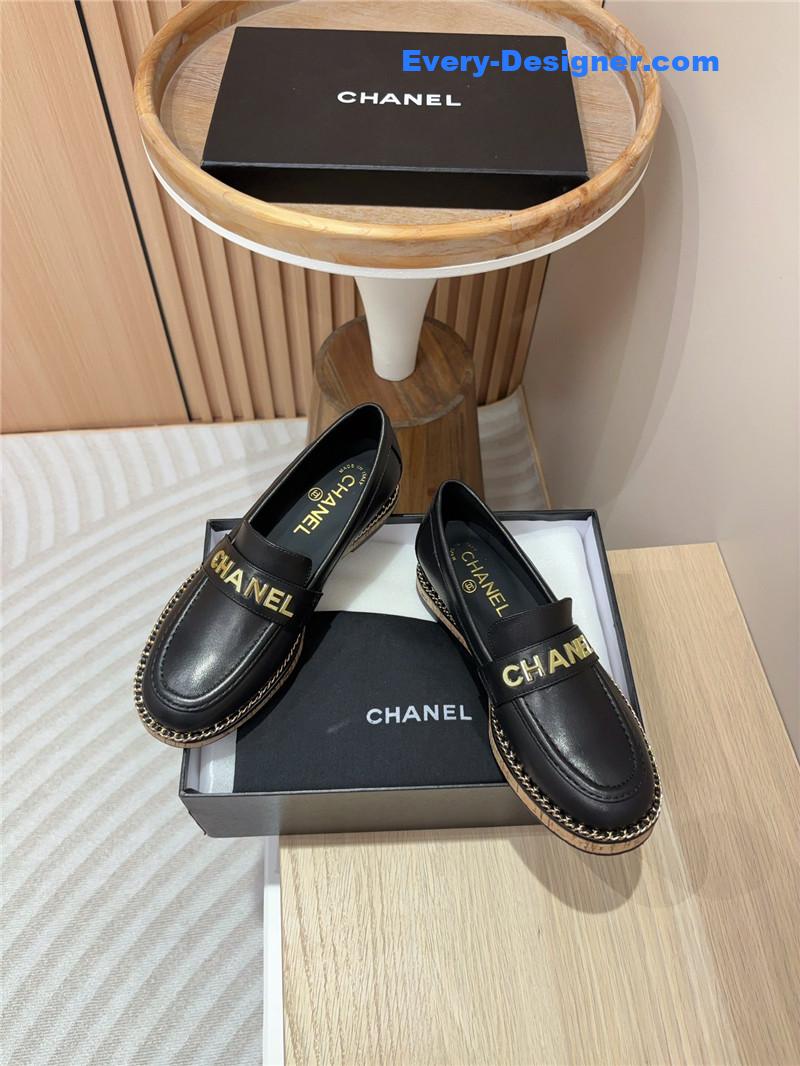Ch**el metal letter chain trim black calfskin loafers