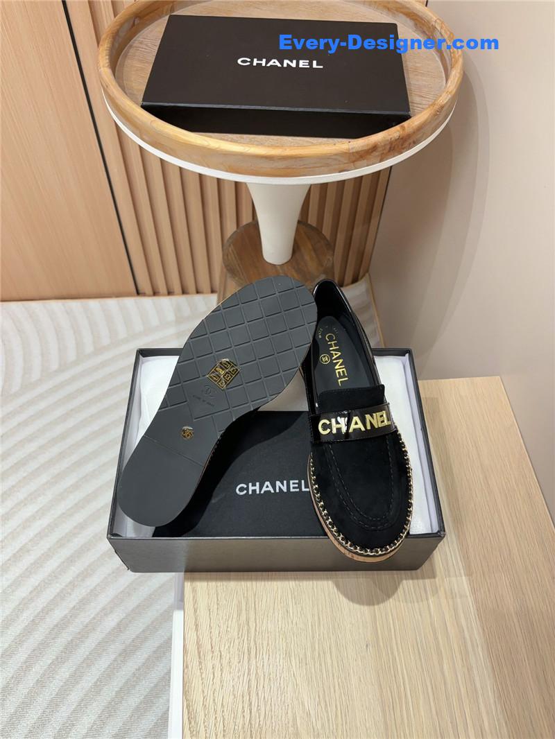 Ch**el metal letter chain trim black suede loafers
