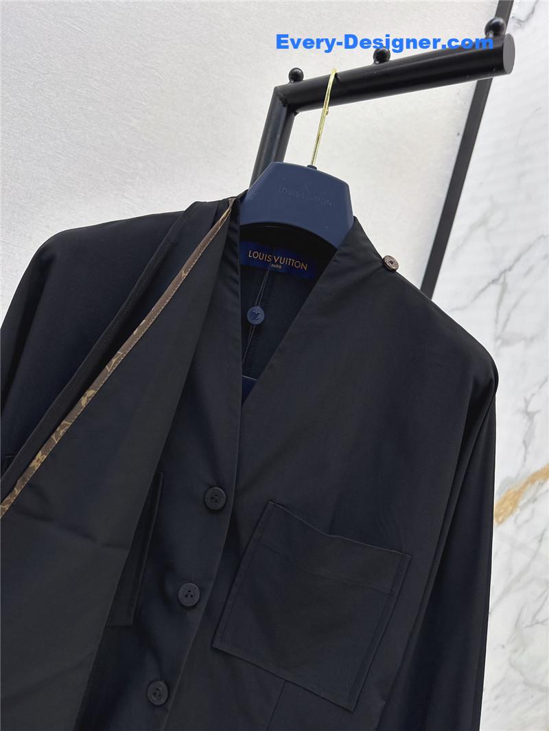 l0vis Vvtt0n lv palace style silk scarf shirt replica clothing sites