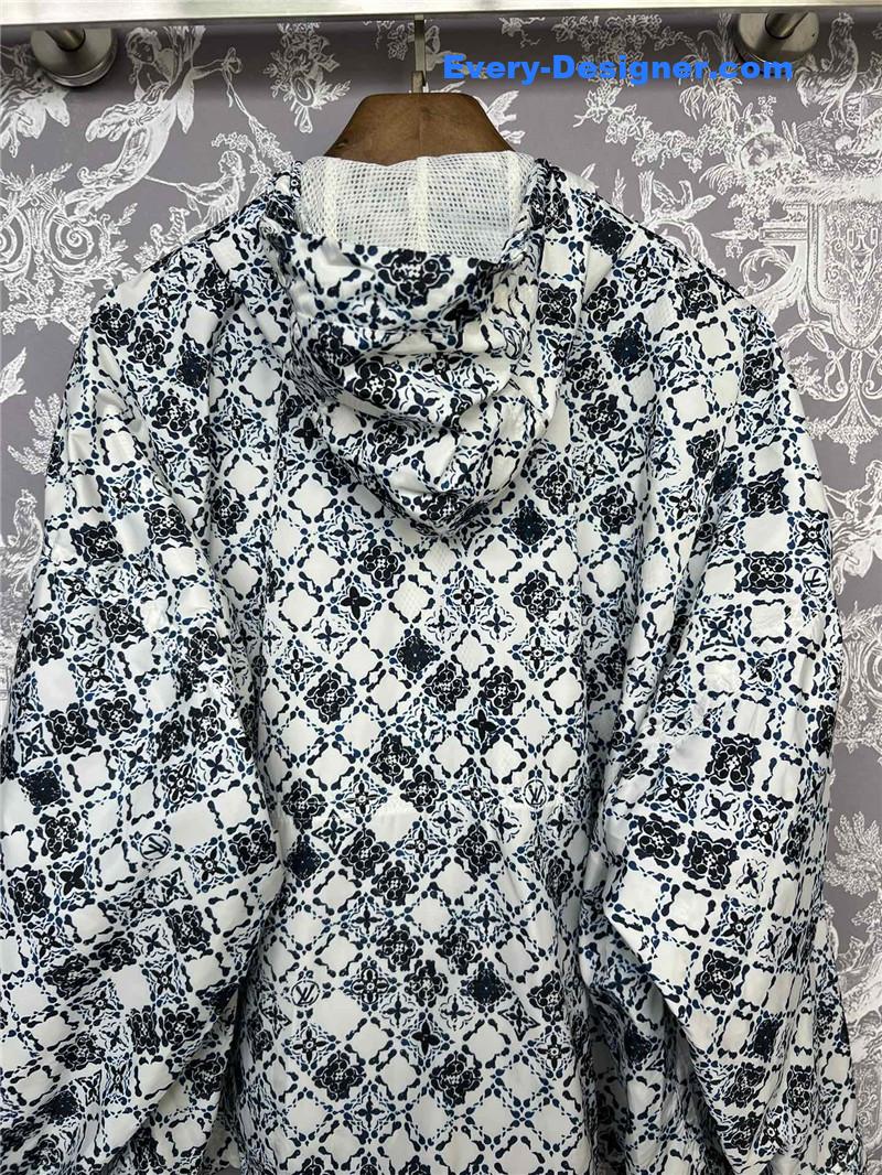 l0vis Vvtt0n lv old flower sun protection jacket replica clothes