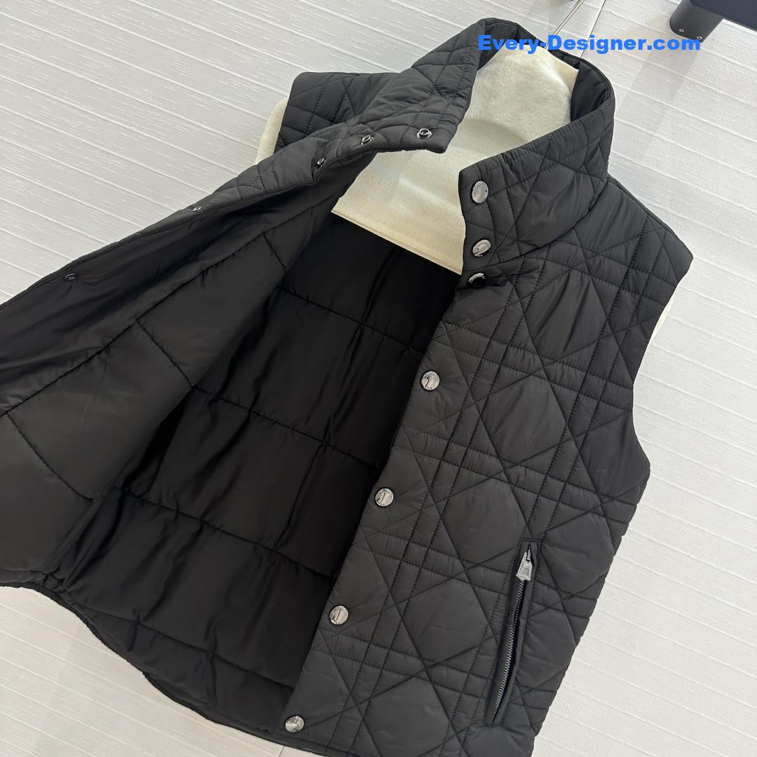 D10r quilted vest jacket