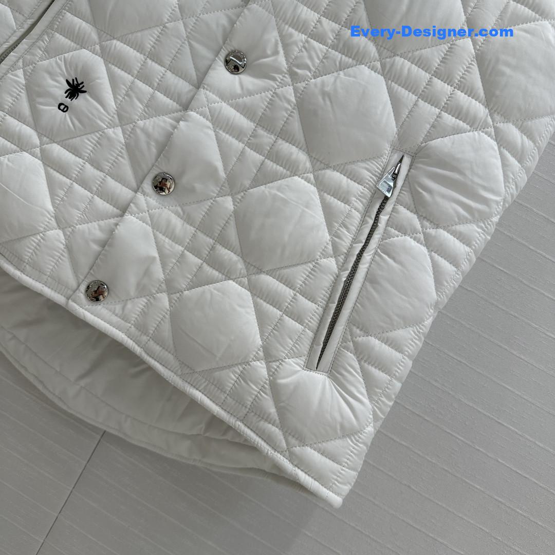 D10r quilted vest jacket