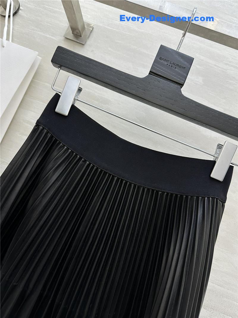 D10r high waist leather skirt