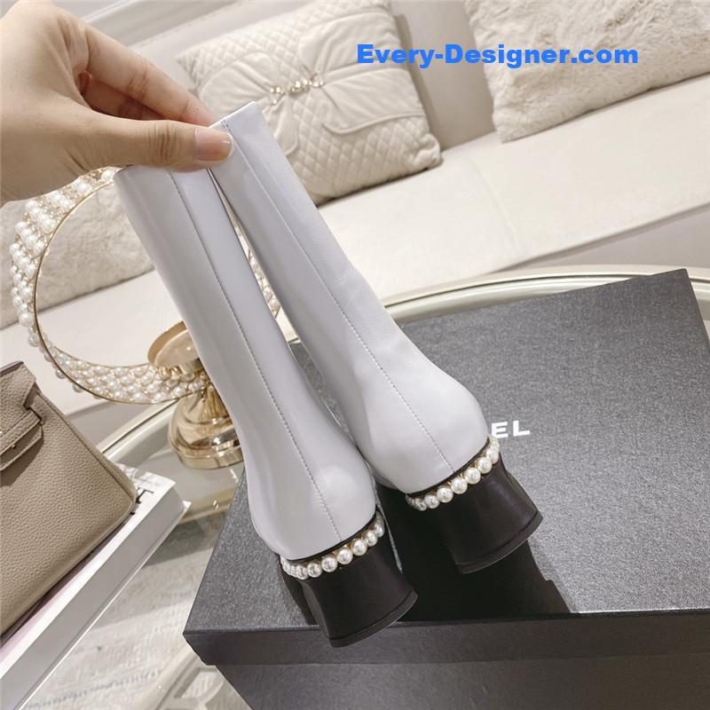 Ch**el white calfskin ankle boots