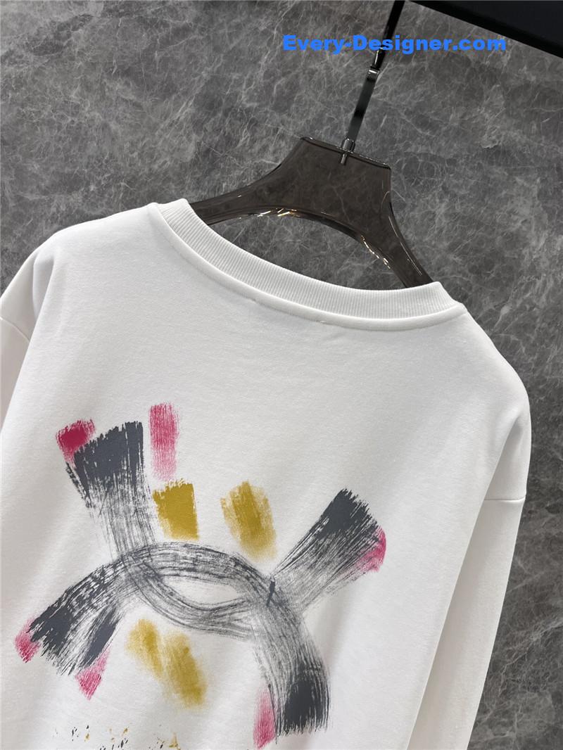 Ch**el graffiti print sweatshirt white