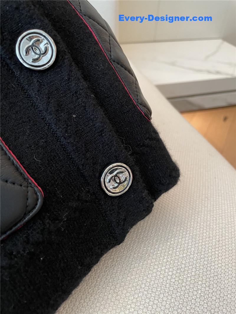 Ch**el sleeveless vest