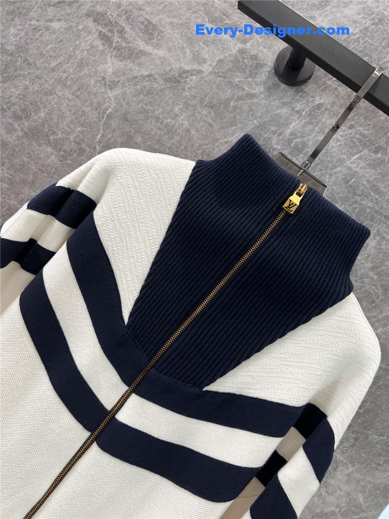 l0vis Vvtt0n lv knitted jacket