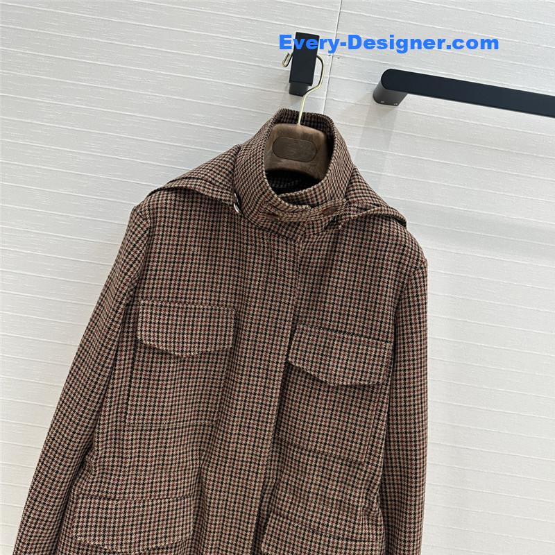 L0r0 P1ana traveler jacket