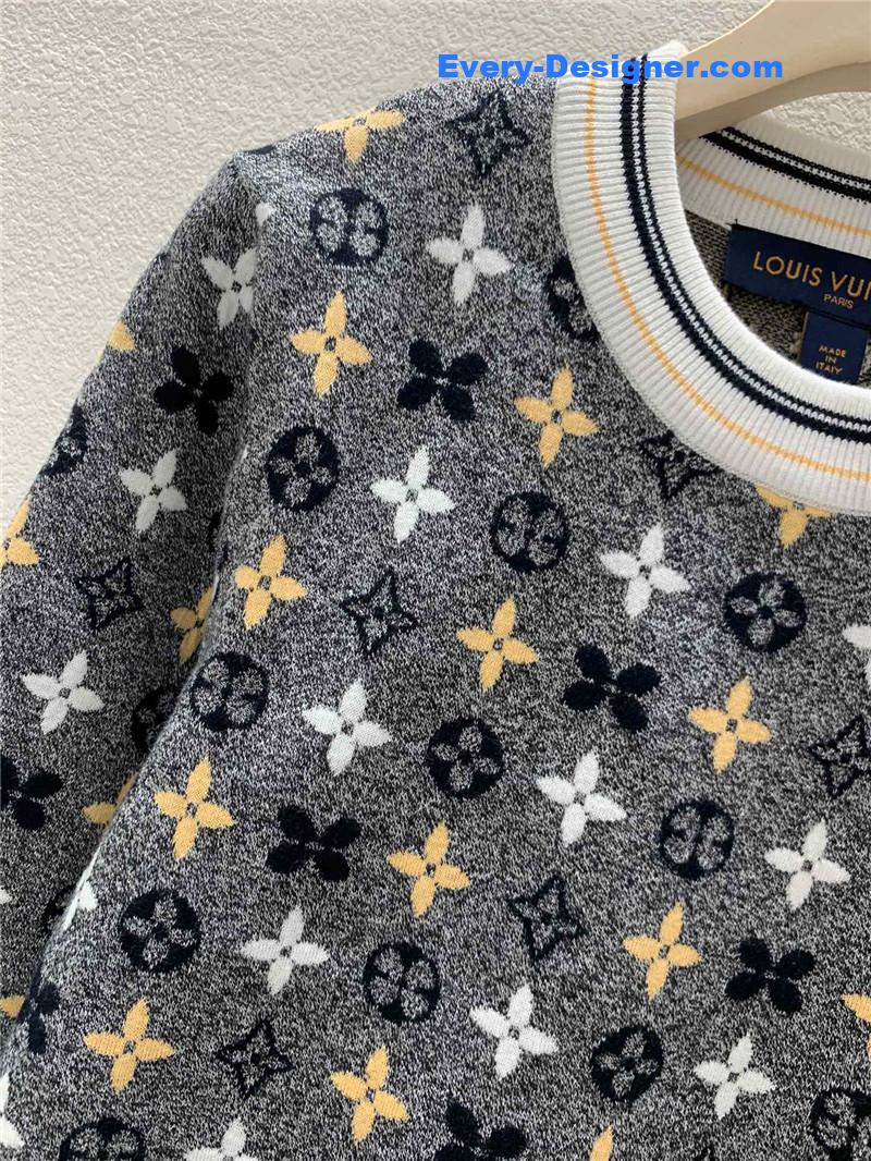 l0vis Vvtt0n kaleidoscope short knit top grey