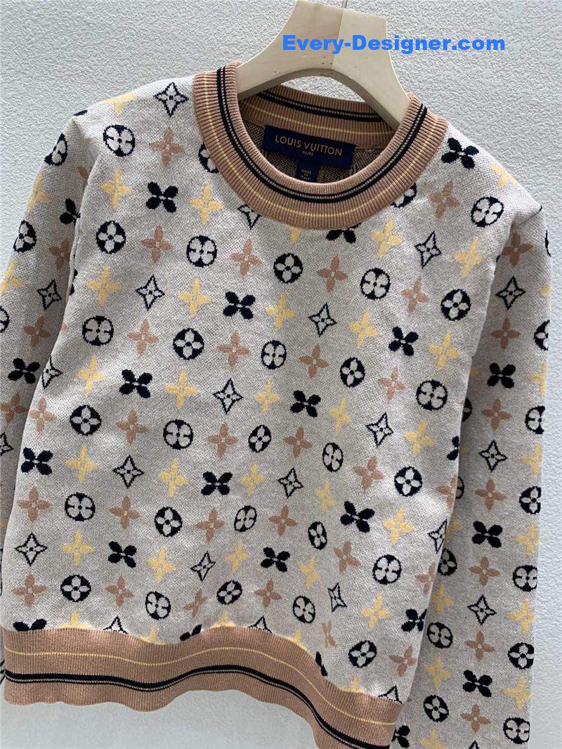 l0vis Vvtt0n kaleidoscope short knit top beige