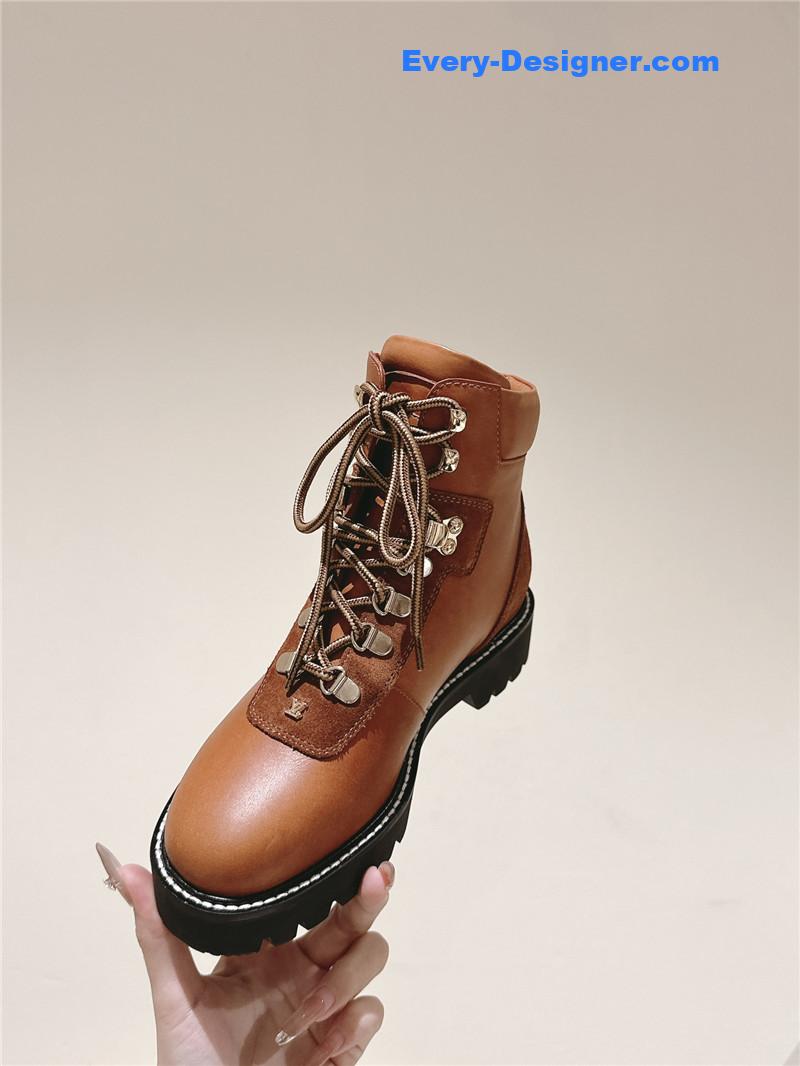 l0vis Vvtt0n calfskin territory ranger boots