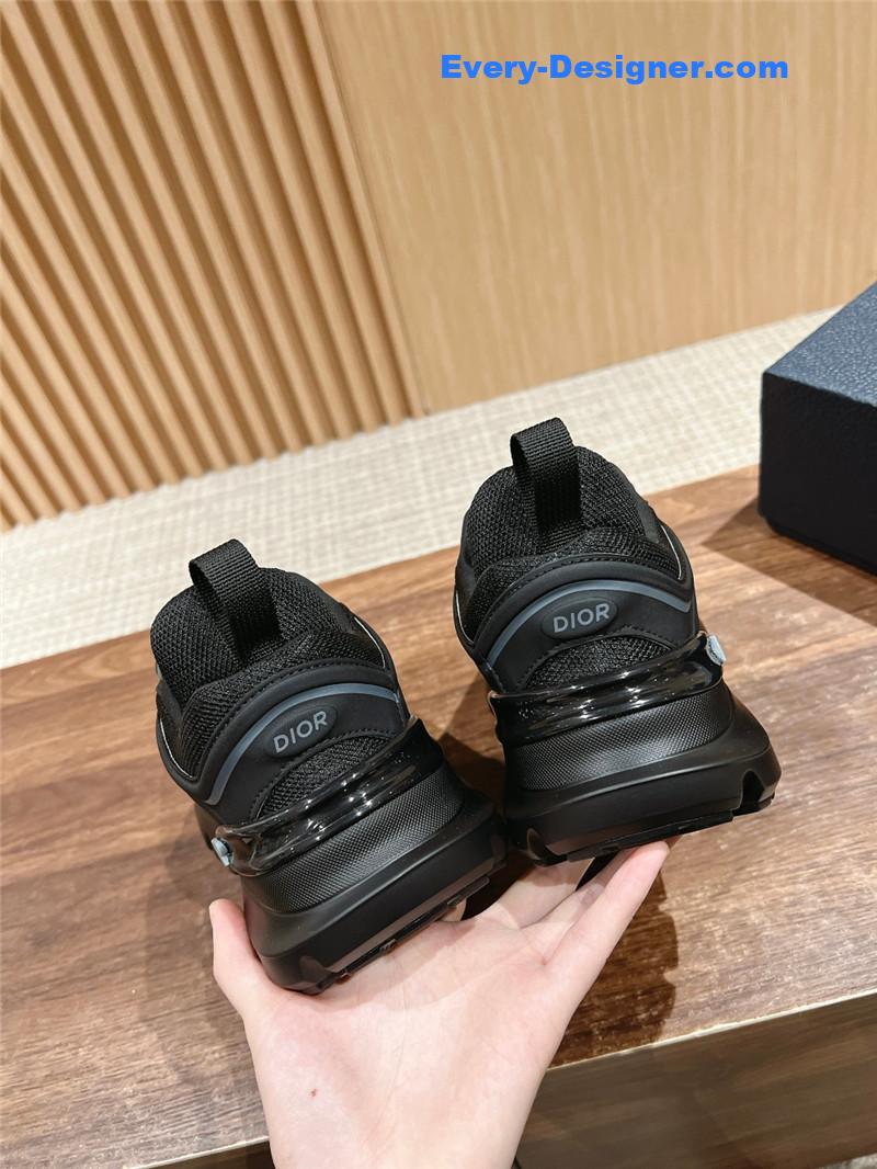 D10r lewis hamilton sneakers