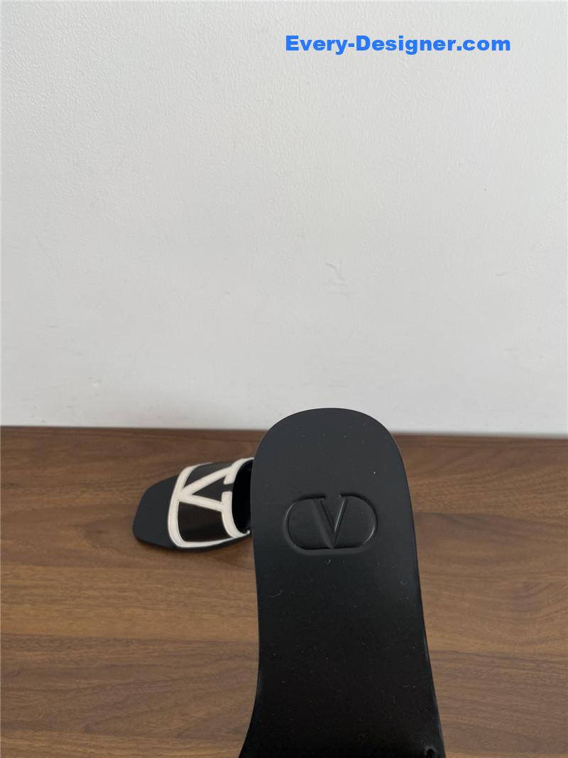 Va1e*ntin0 viva s*perstar nappa slides white/black