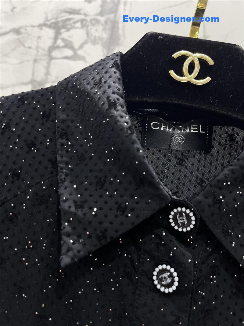 ch**el hot D1am0nd lettering shirt