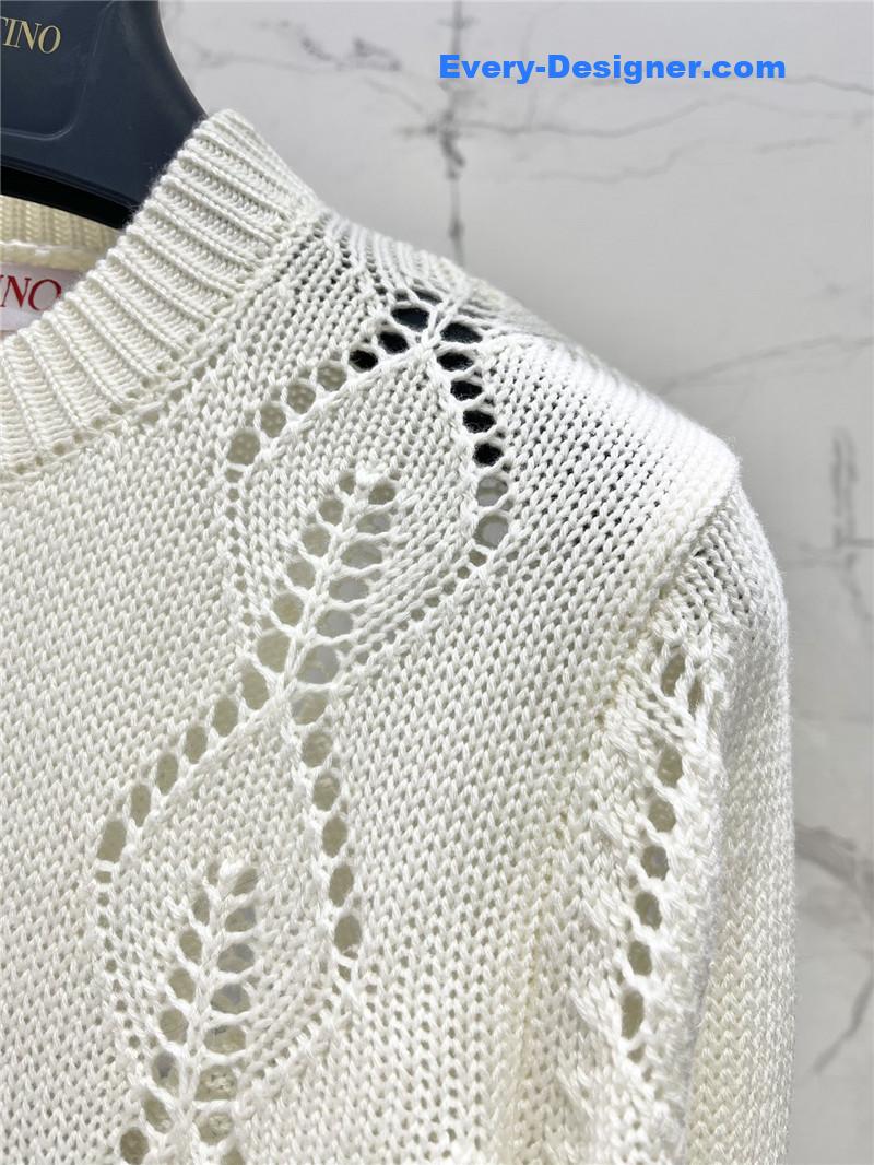 Va1e*ntin0 embroidered wool sweater