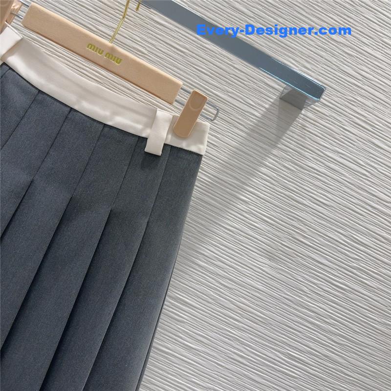 M1um1u new skirt