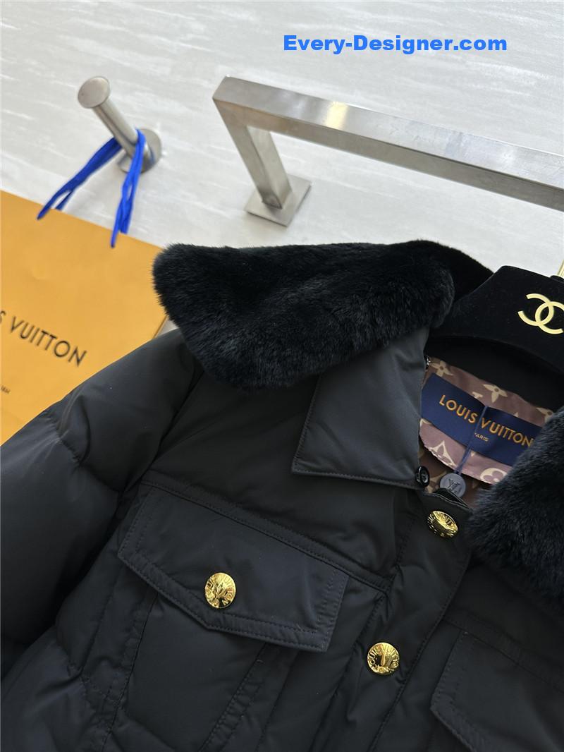 l0vis Vvtt0n lv lapel down jacket