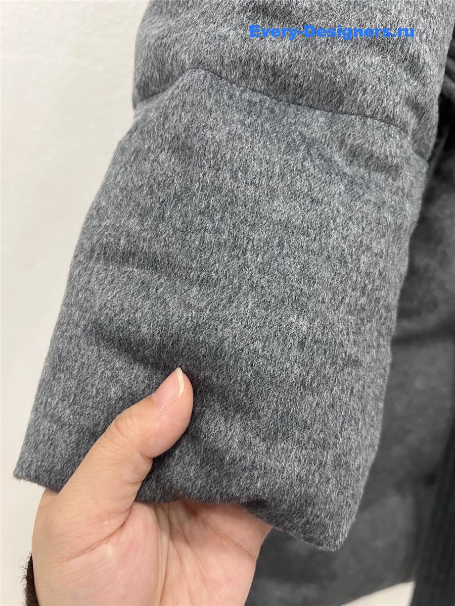 L0r0 P1ana fox fur collar down jacket