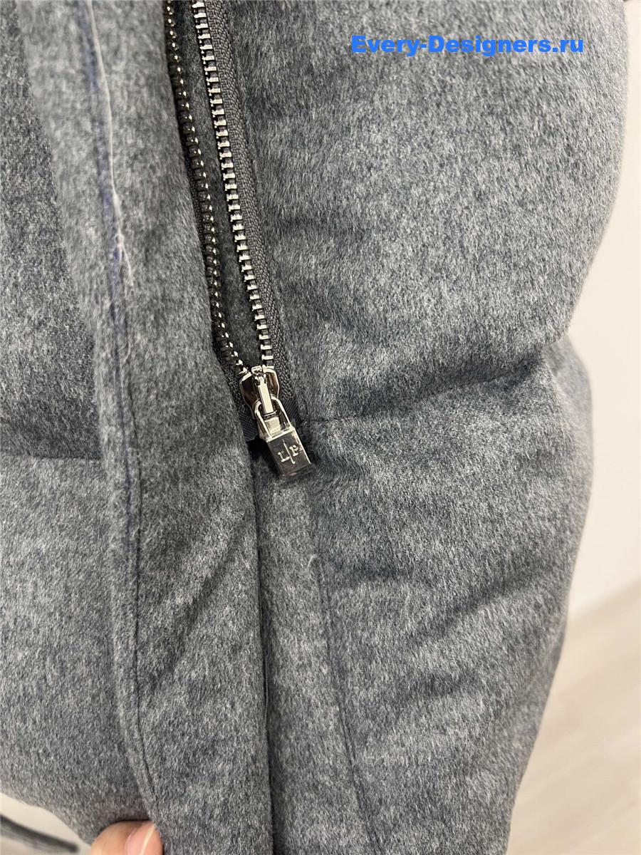 L0r0 P1ana fox fur collar down jacket