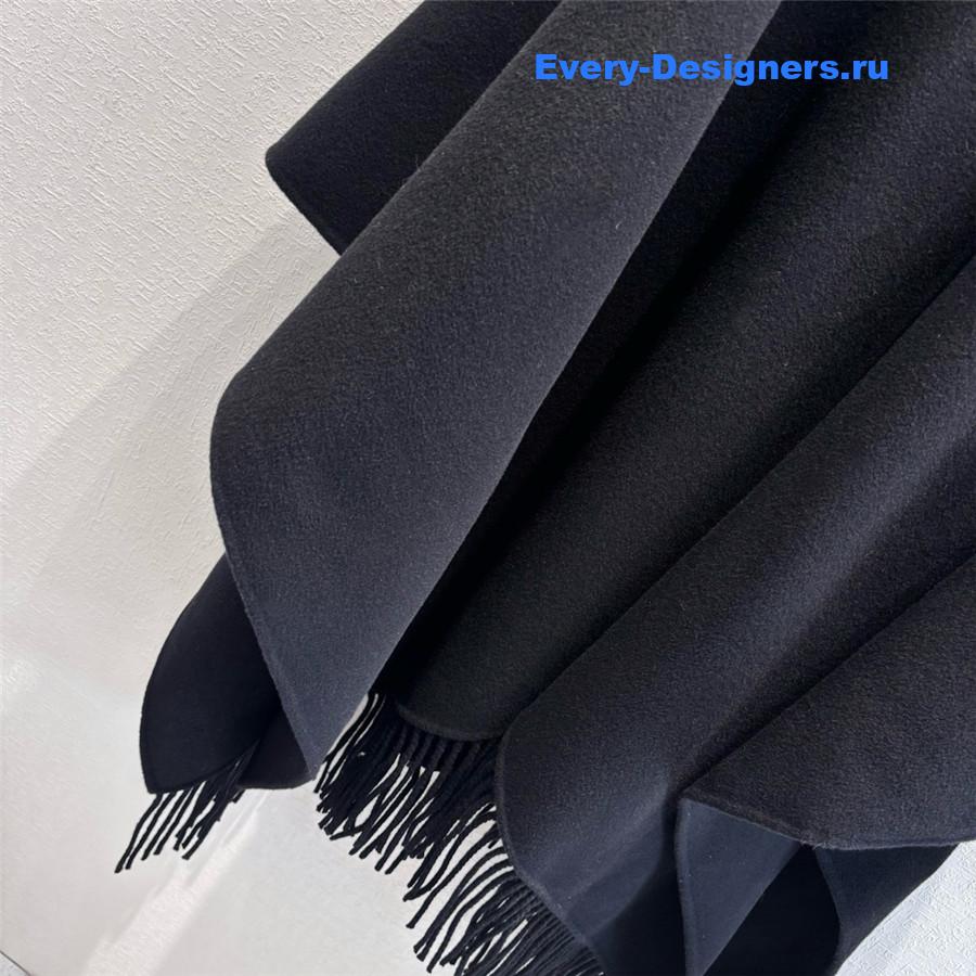 D10r cashmere buttoned cape