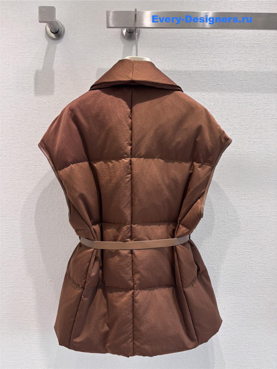 L0ew* lapel down vest