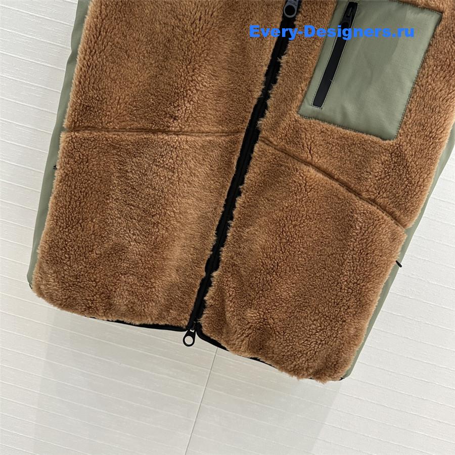 L0r0 P1ana popular vest jacket