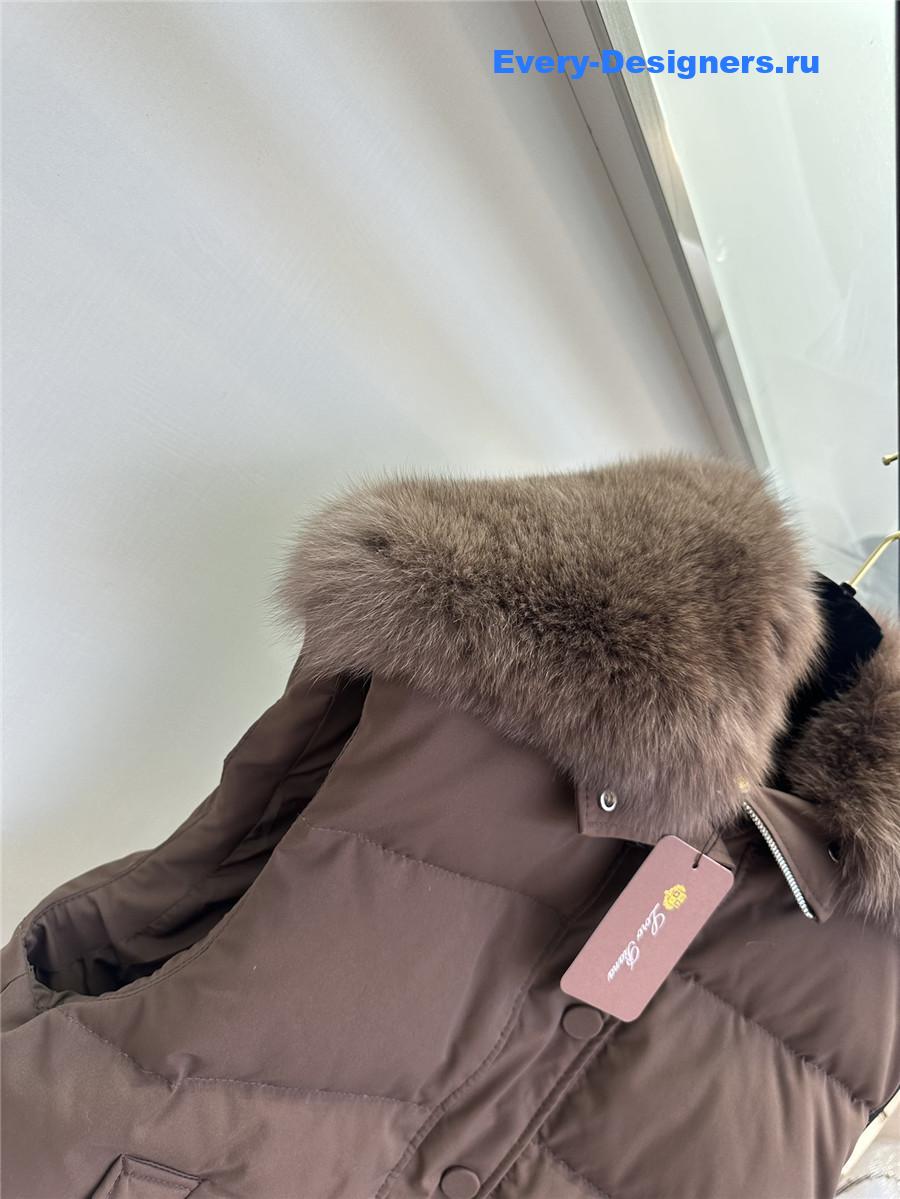 L0r0 P1ana white goose down vest