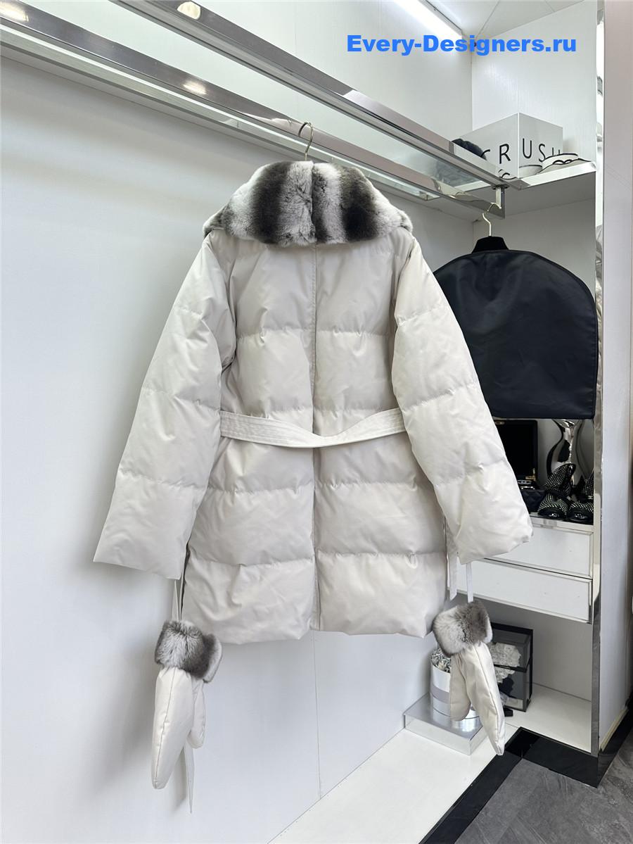 L0r0 P1ana goose down jacket