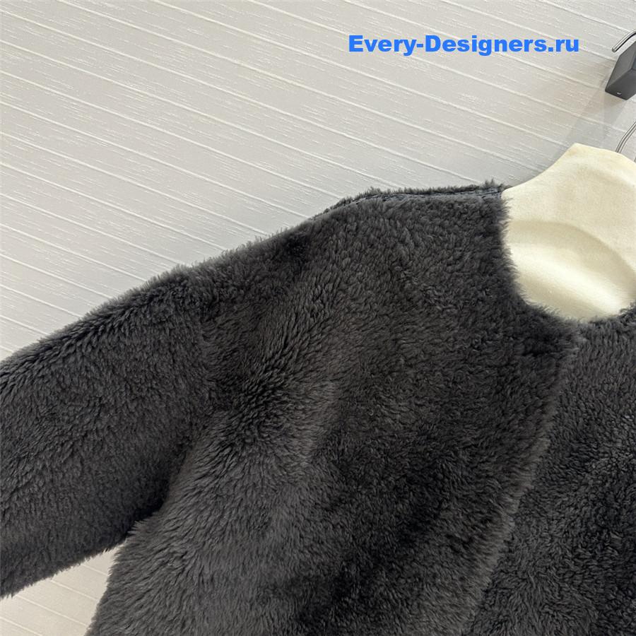 Vanitoo shearling coat