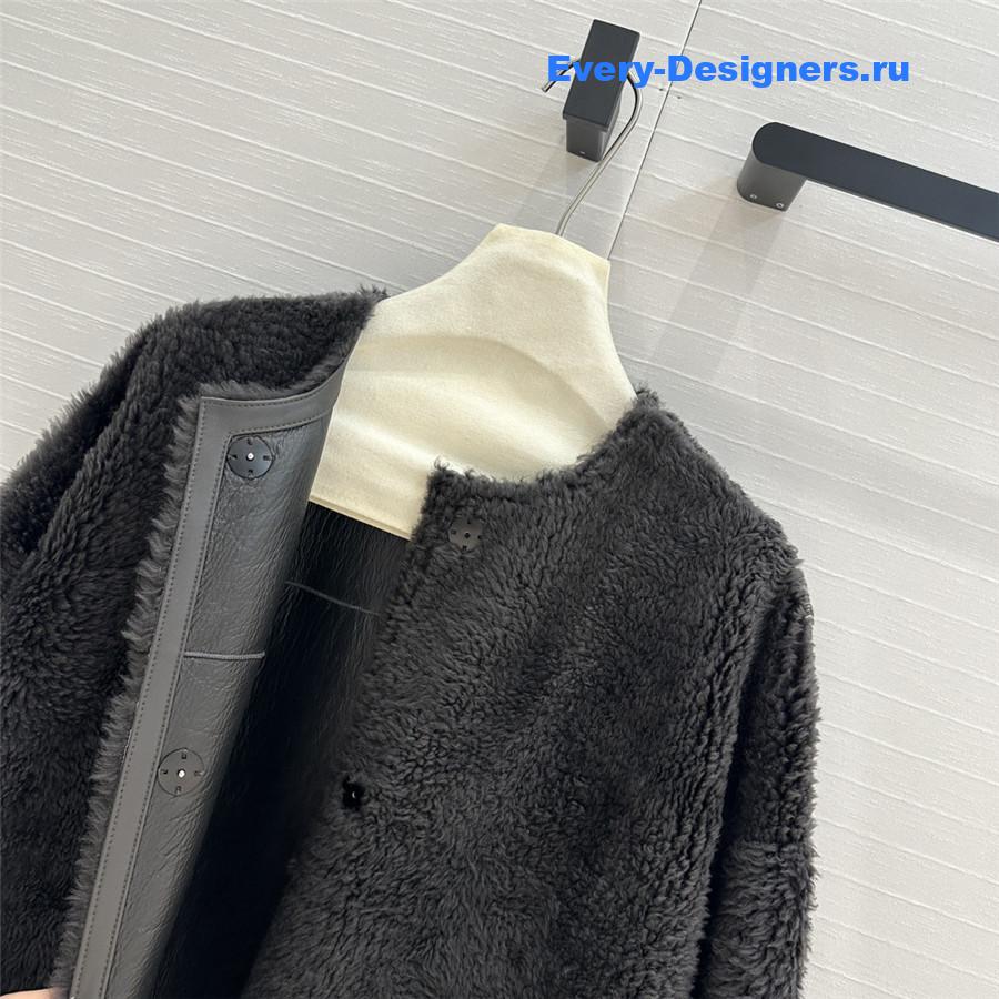 Vanitoo shearling coat