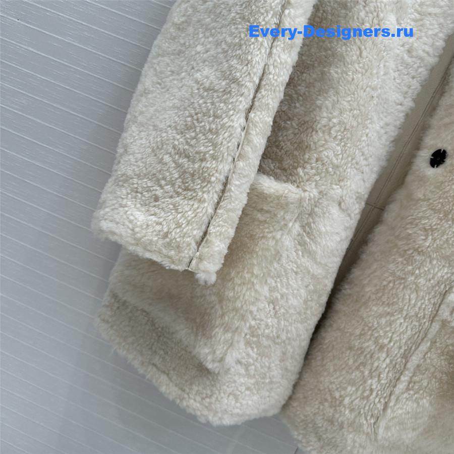 Vanitoo shearling coat