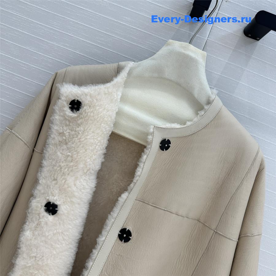 Vanitoo shearling coat