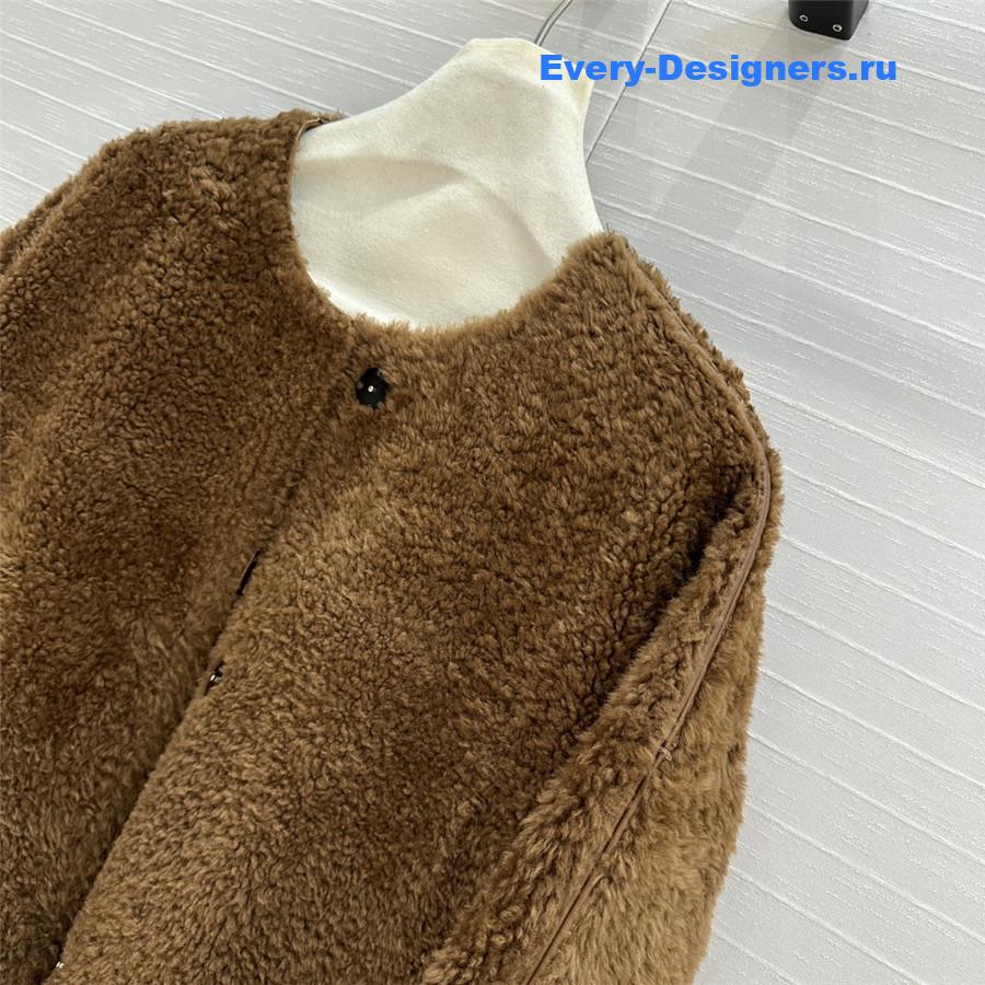 Vanitoo shearling coat