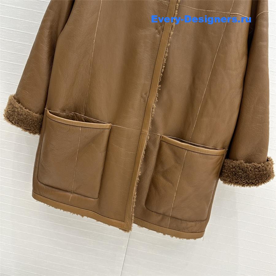 Vanitoo shearling coat