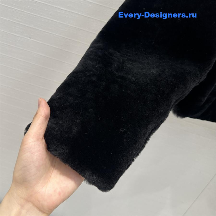 Pra*a triangle logo short jacket