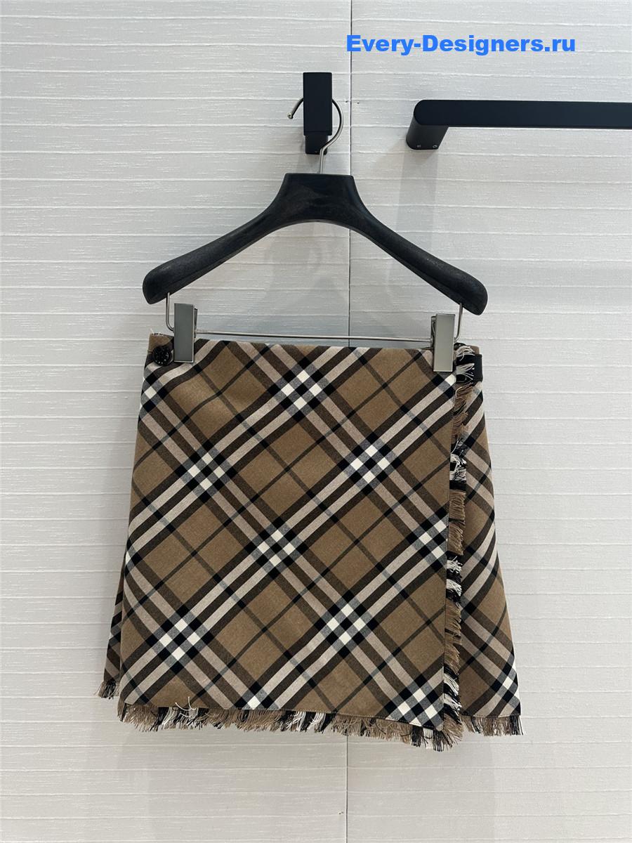 Bv*b*rry preppy pleated skirt