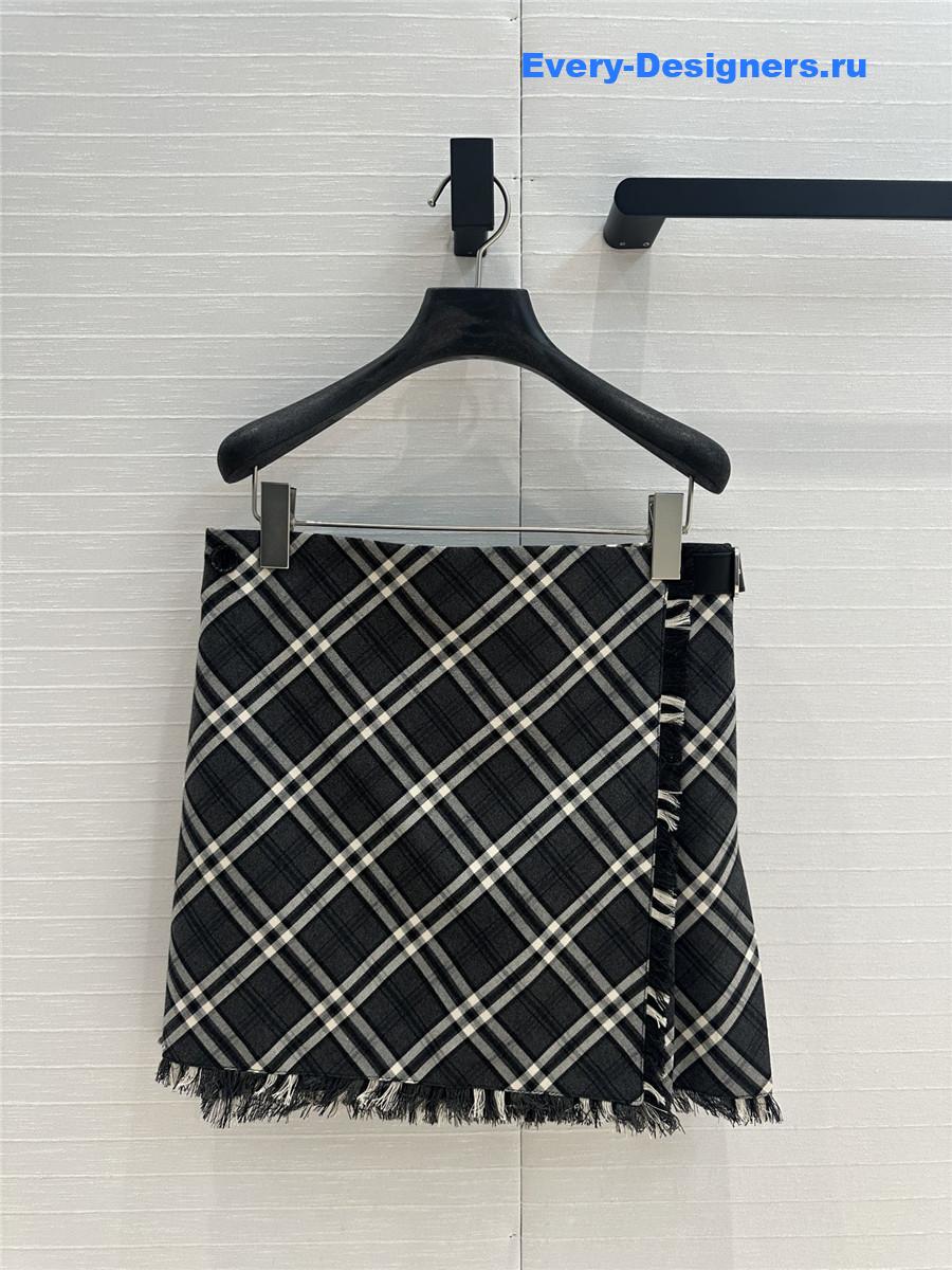 Bv*b*rry preppy pleated skirt