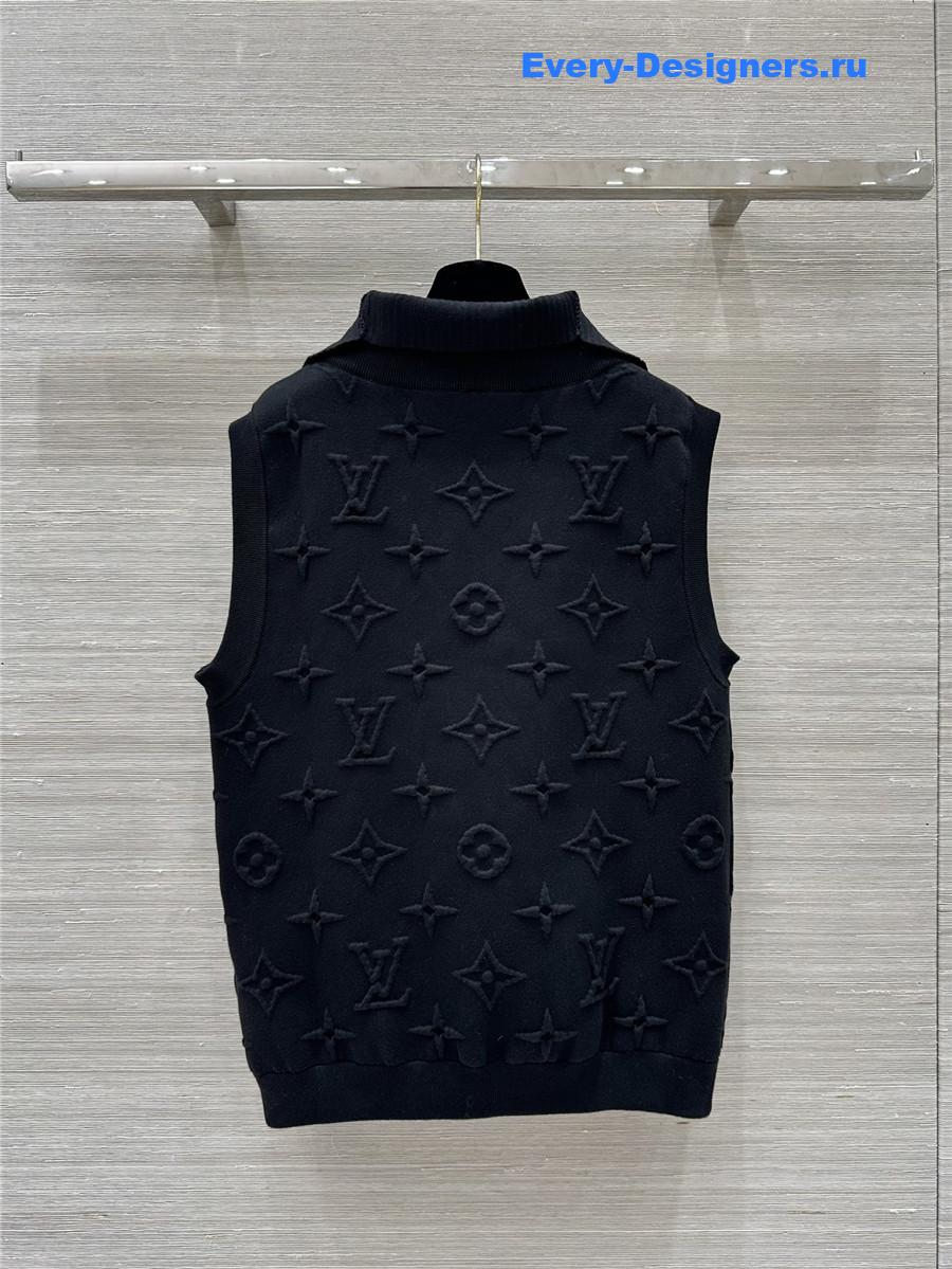 l0vis Vvtt0n lv knitted vest top
