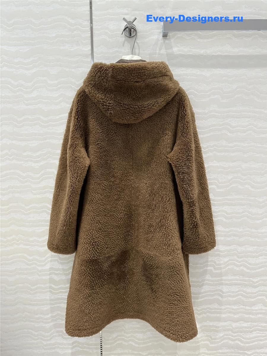 Vanitoo shearling hooded coat
